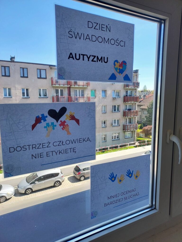 Plakaty wykonane przez dzieci